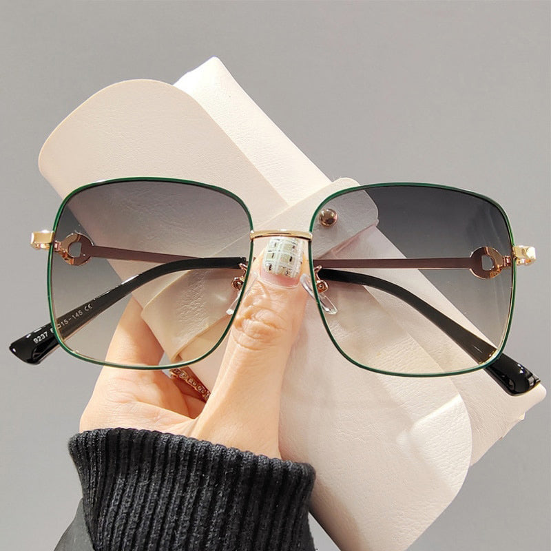 Fashion Square Sunglasses Women Luxury UV400 Shades For Glasses Sunshades Decorativos Sunglasses